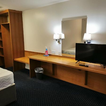 Thurrock Hotel M25 Services Aveley Eksteriør bilde