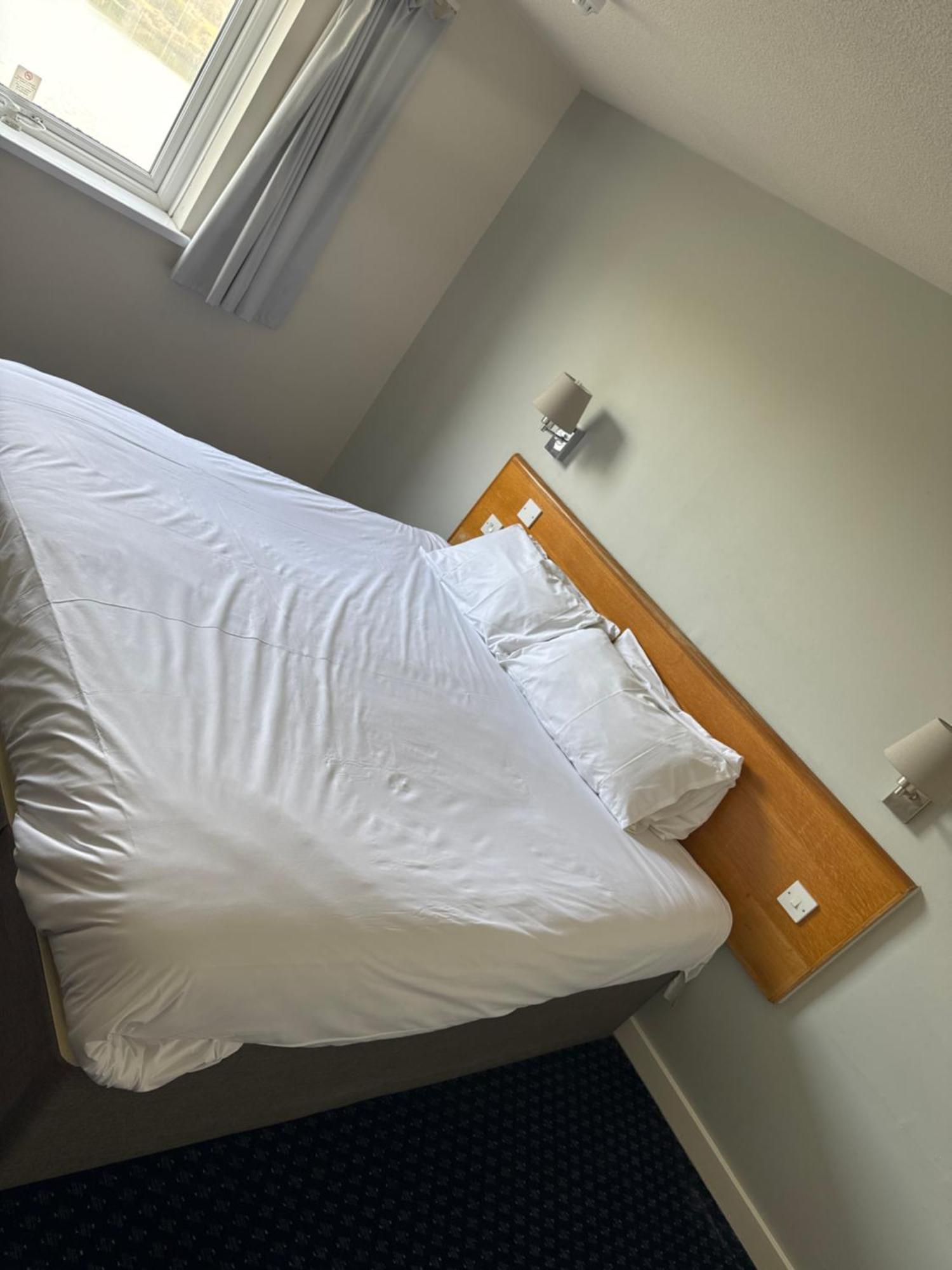Thurrock Hotel M25 Services Aveley Eksteriør bilde