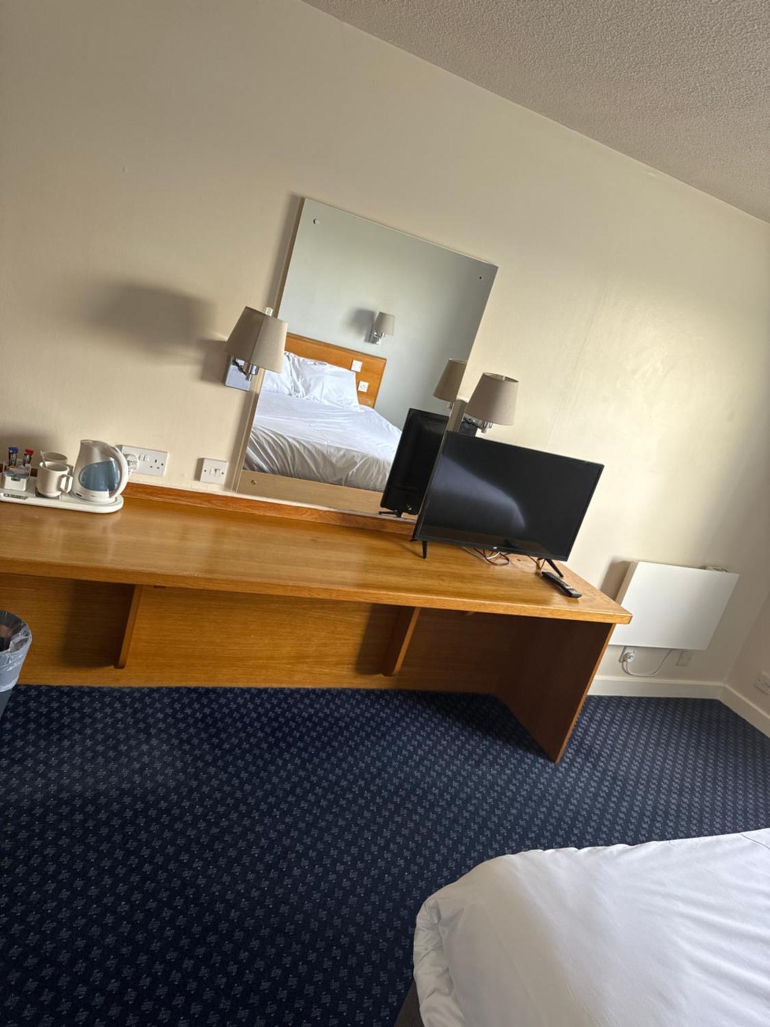 Thurrock Hotel M25 Services Aveley Eksteriør bilde